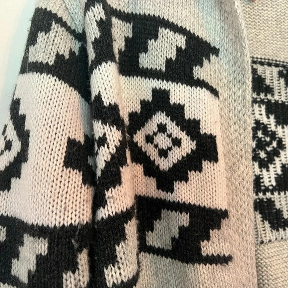 Levi’s southwestern wool blend cardigan. Size small. - Picture 6 of 8